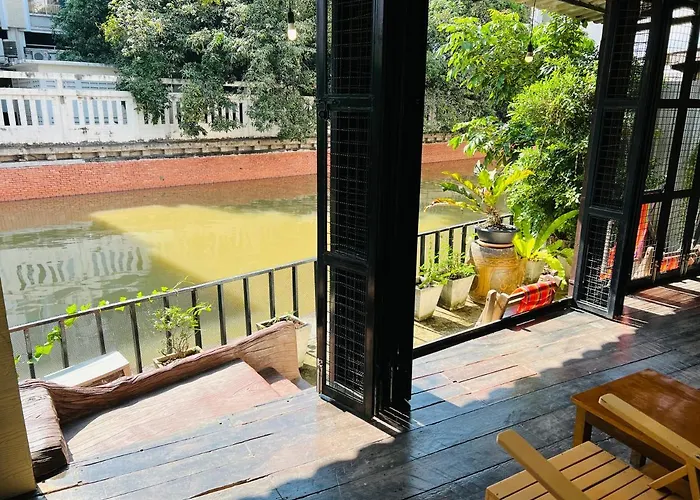 146 Canal * Bangkok